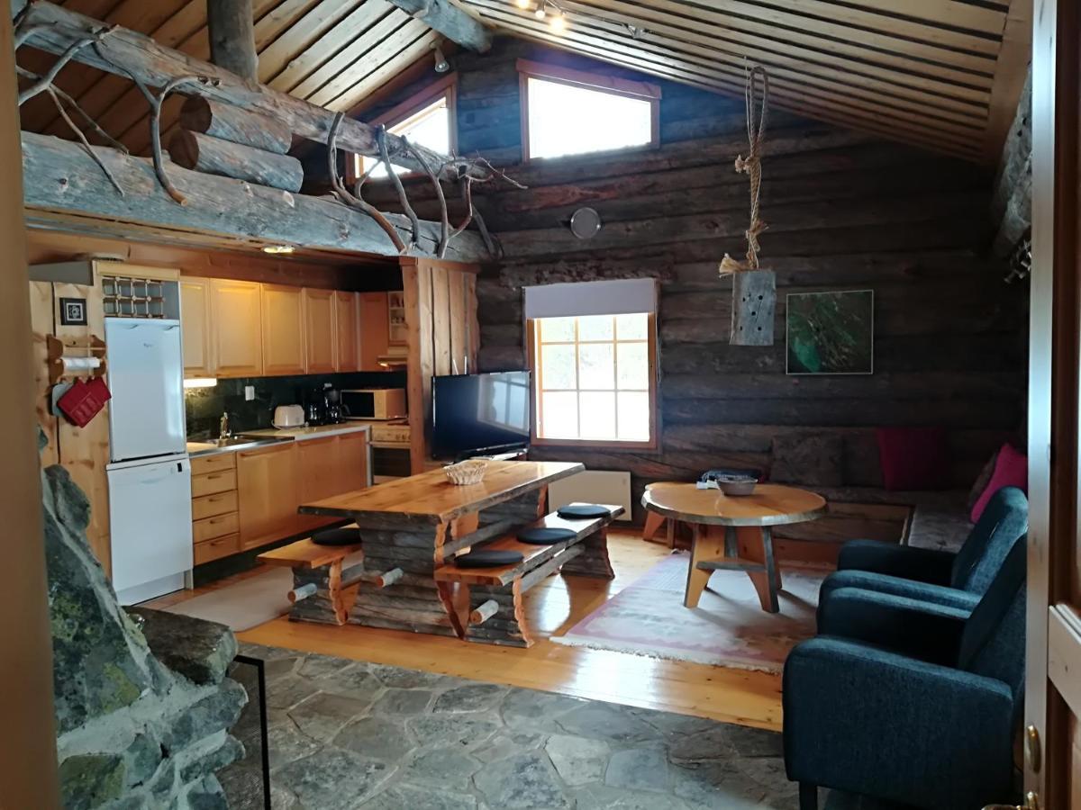 Logwood Chalet 洛斯托 外观 照片
